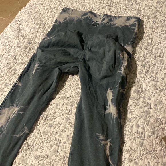 Pcche Bum Leggings - Picture 1 of 2